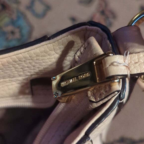 OYSTER  Michael Kors Julia Convertible oyster Leather Shoulder Bag - Picture 7 of 12